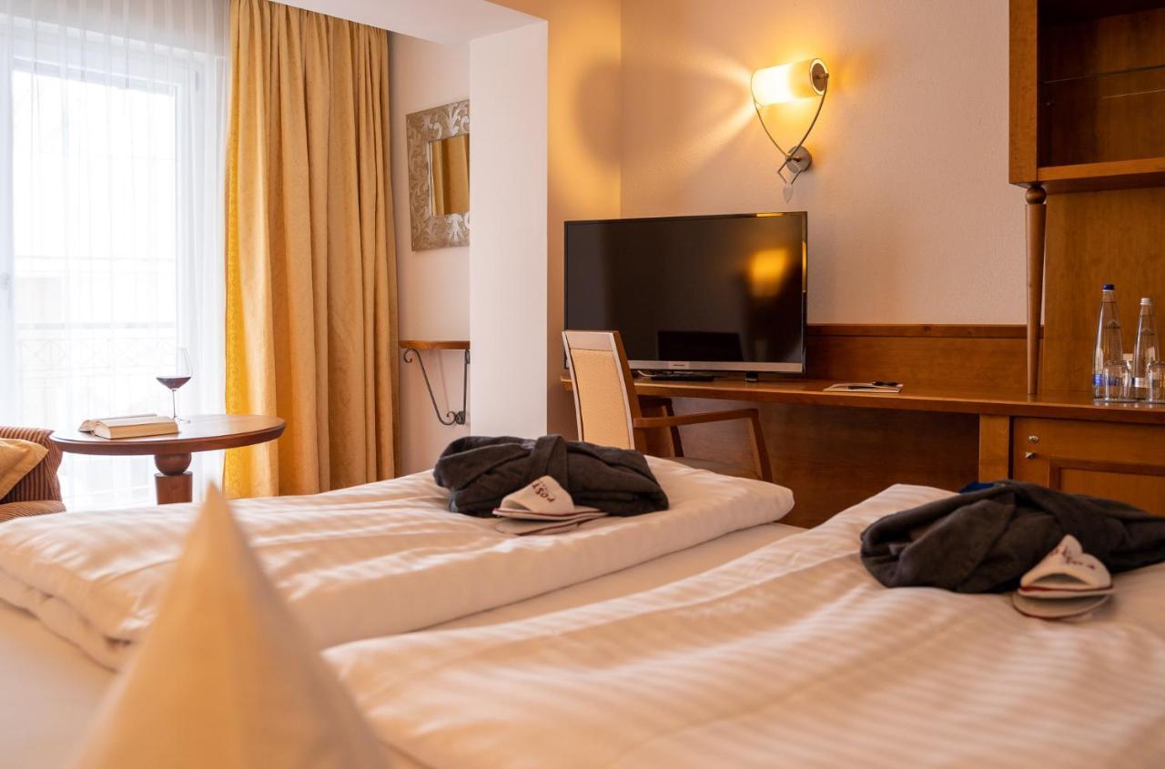 Landhotel Postwirt グラフェナウ エクステリア 写真