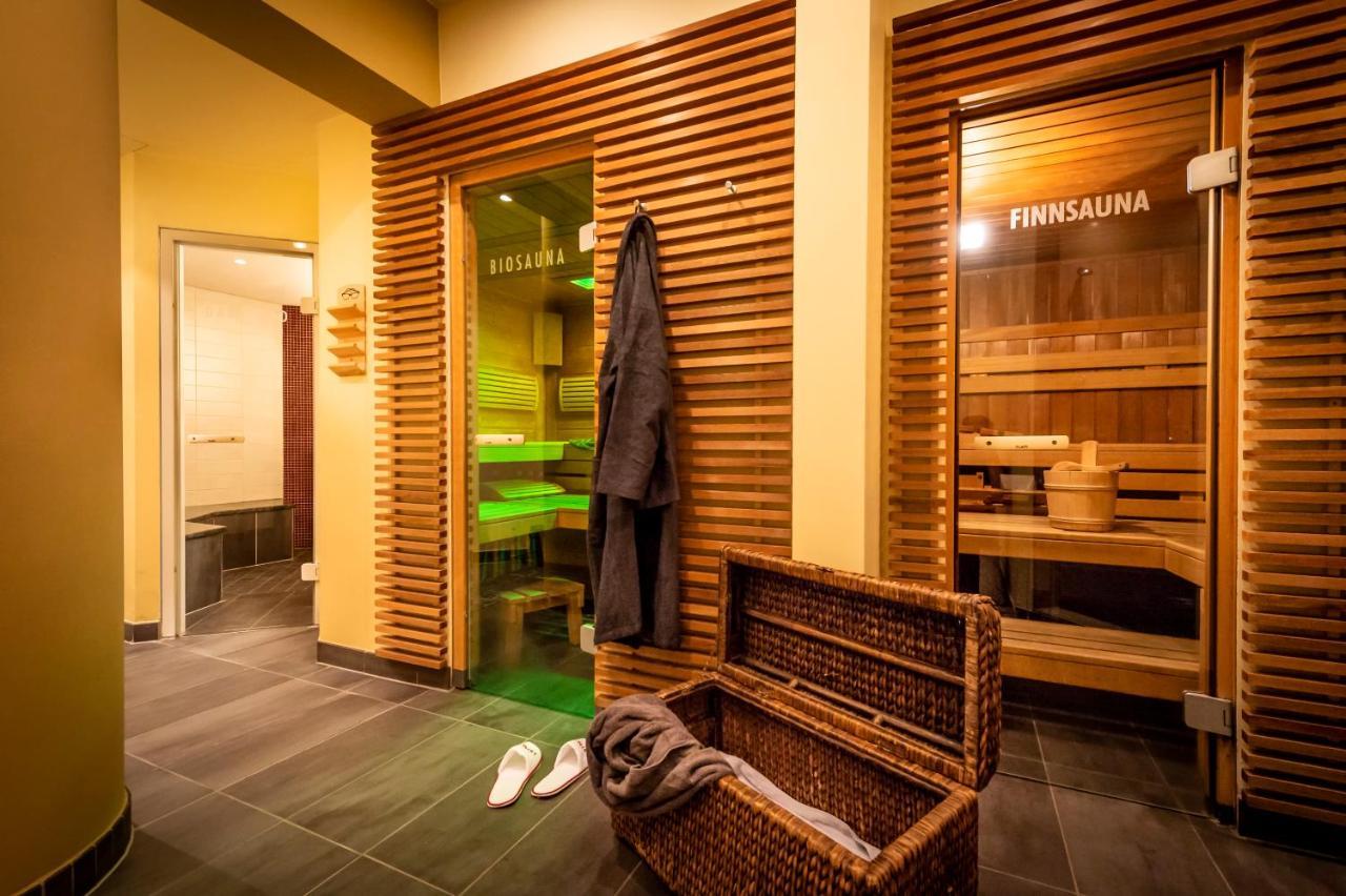 Landhotel Postwirt グラフェナウ エクステリア 写真