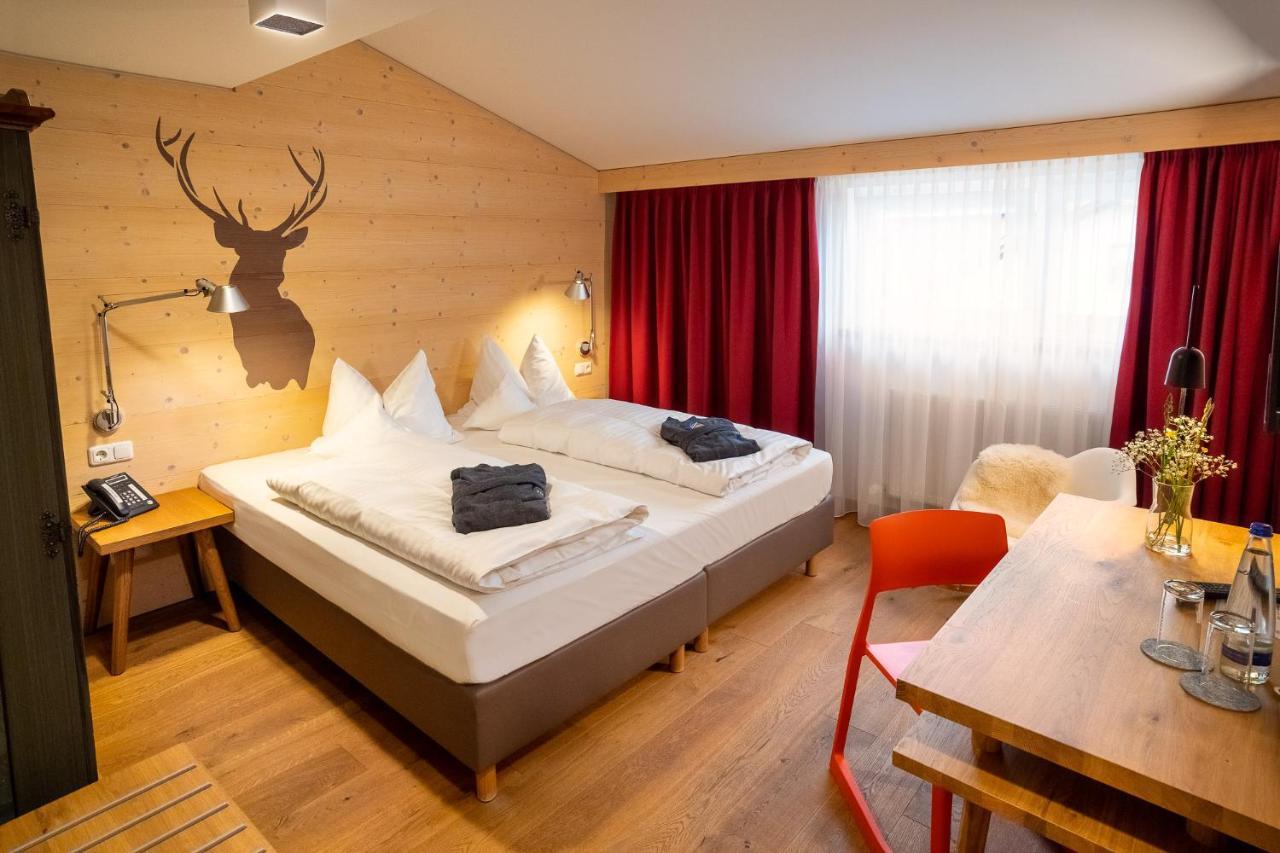 Landhotel Postwirt グラフェナウ エクステリア 写真