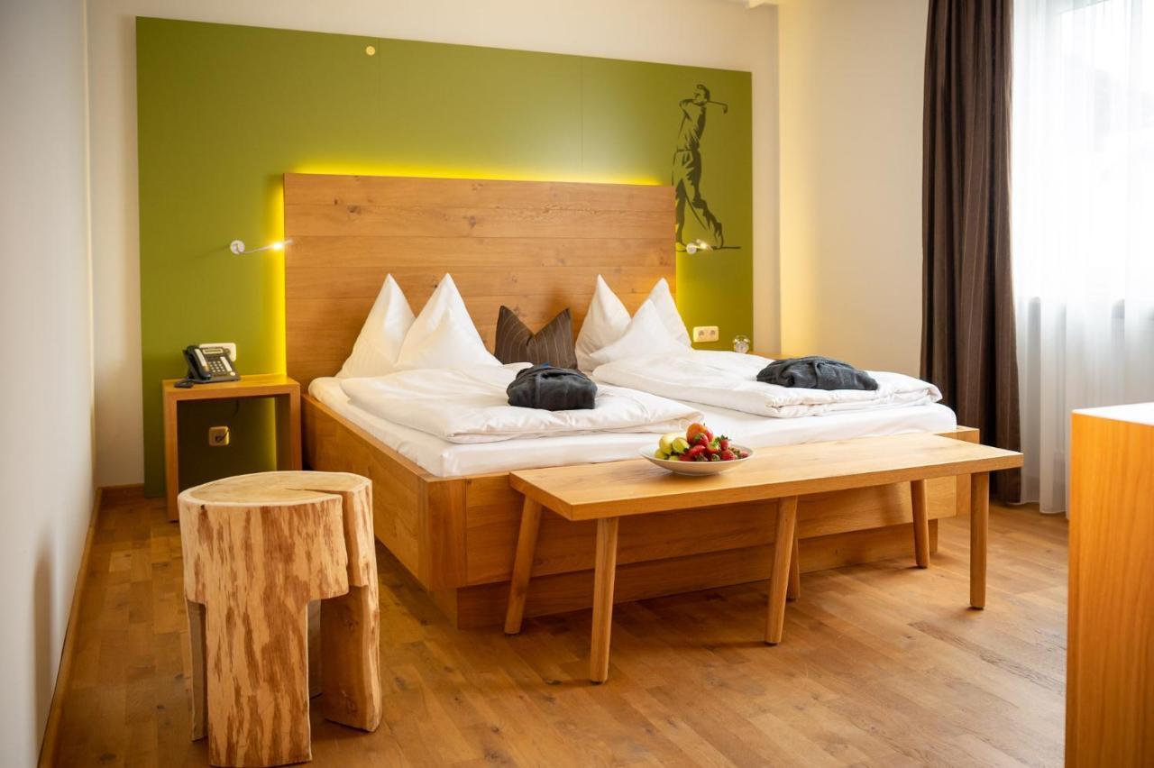 Landhotel Postwirt グラフェナウ エクステリア 写真